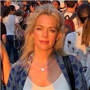 Madrelingua Inglese. Lezione private online. Conversation English uso il meteor National Geographic